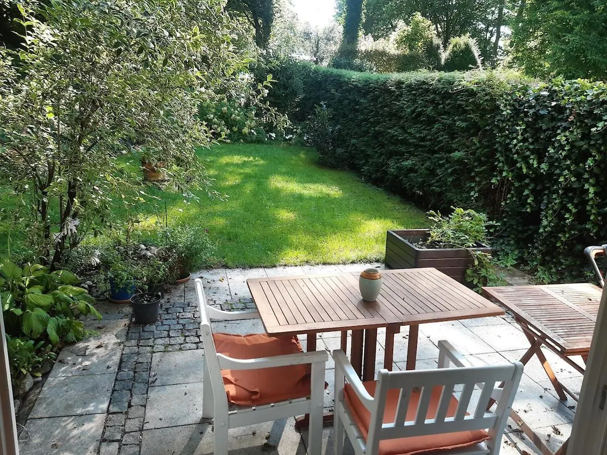 Apartament Sunny Garden Flat In Monachium 0*,  Niemcy